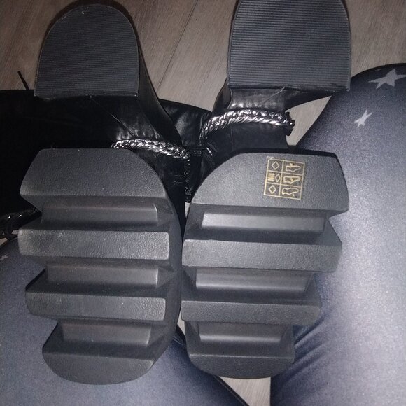 Lamoda deceiving ways knee high boots - Picture 3 of 4